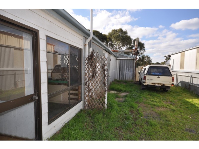 14 Philip Ave, Victor Harbor SA 5211