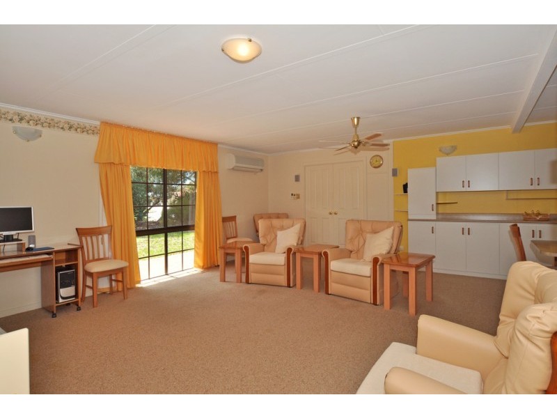 95 Cudmore Rd, Mccracken SA 5211