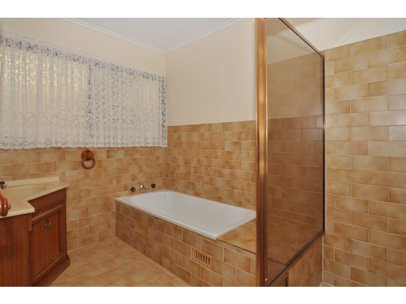95 Cudmore Rd, Mccracken SA 5211