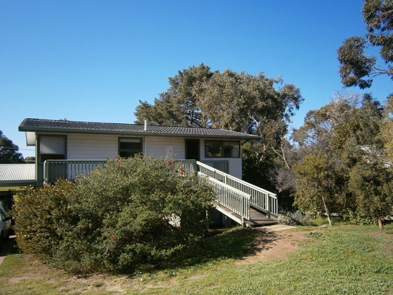 17 Lord Hobart, Encounter Bay SA 5211