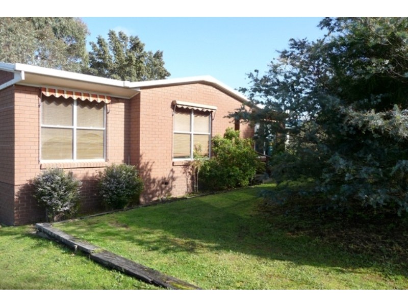 15  Marlborough Ave, Victor Harbor SA 5211