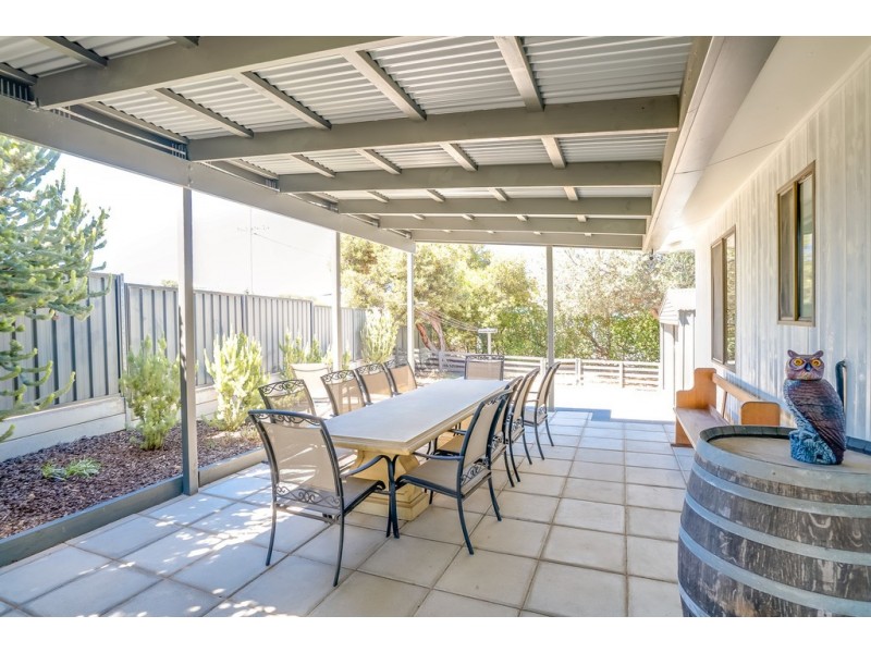 14 CHAPMAN ROAD, Middleton SA 5213