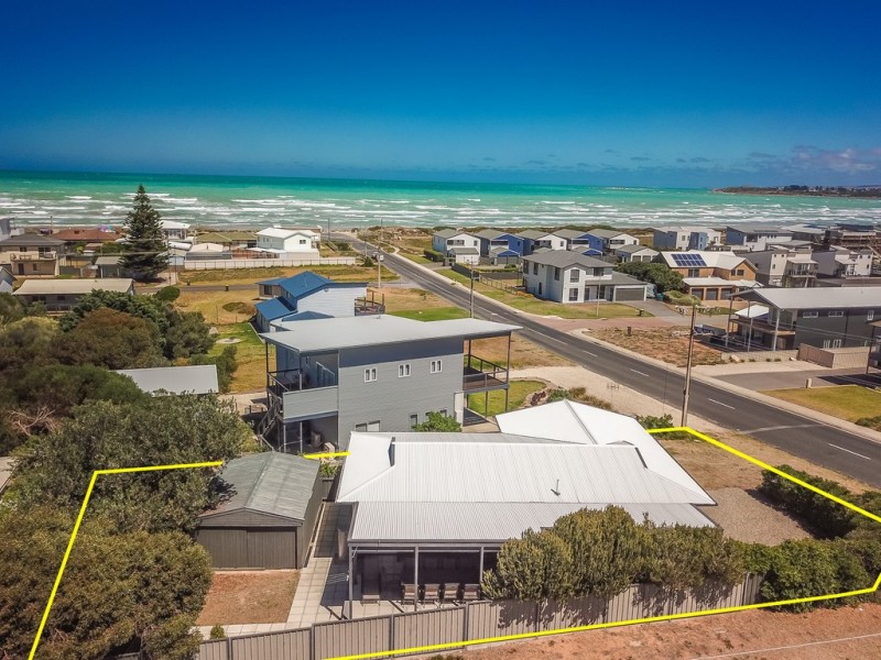 14 CHAPMAN ROAD, Middleton SA 5213