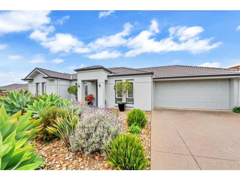 4 LINKS COURT, Mccracken SA 5211