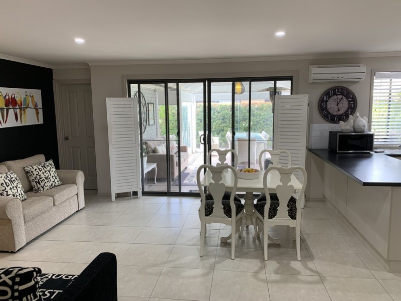 4 LINKS COURT, Mccracken SA 5211