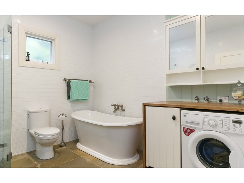 101 CROZIER ROAD, Victor Harbor SA 5211