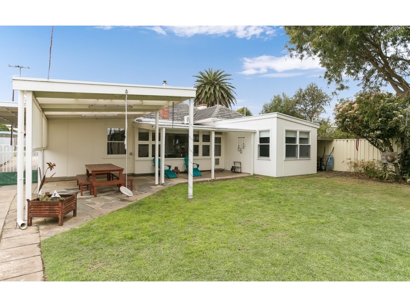 101 CROZIER ROAD, Victor Harbor SA 5211