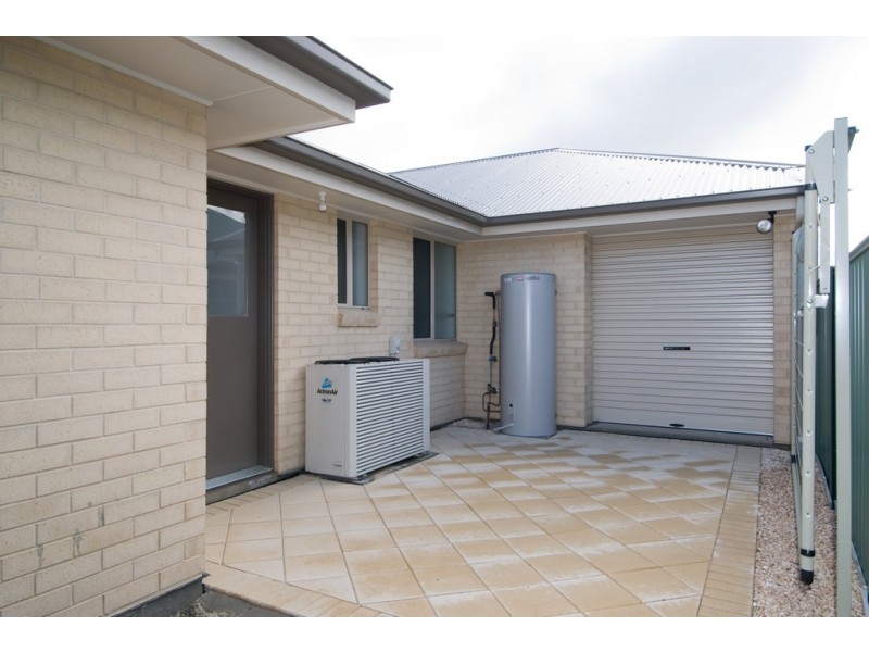 18 SWEETMAN AVENUE, Encounter Bay SA 5211