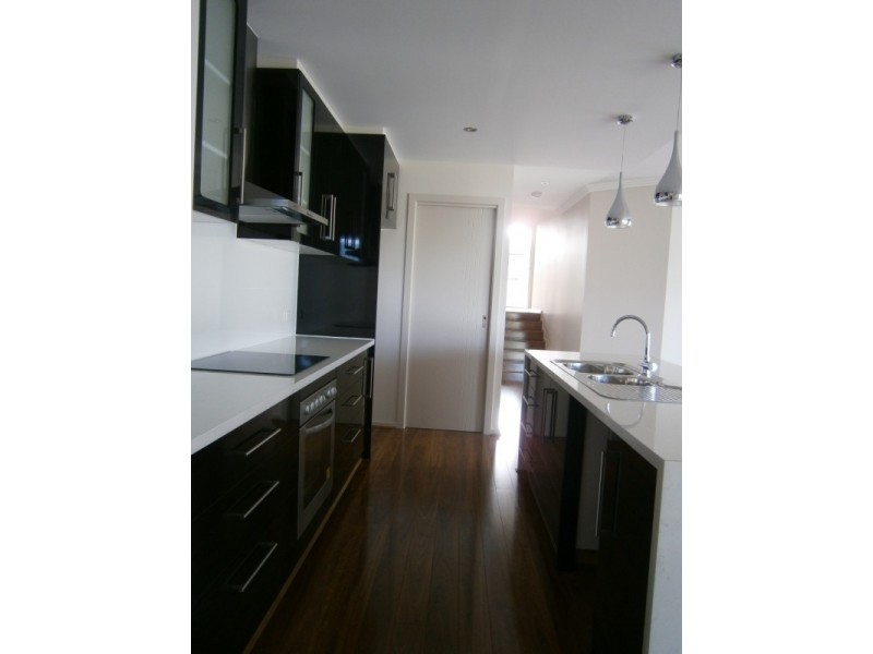 27 Jasmin Dr, Victor Harbor SA 5211