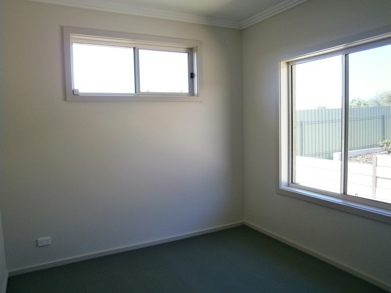 27 Jasmin Dr, Victor Harbor SA 5211