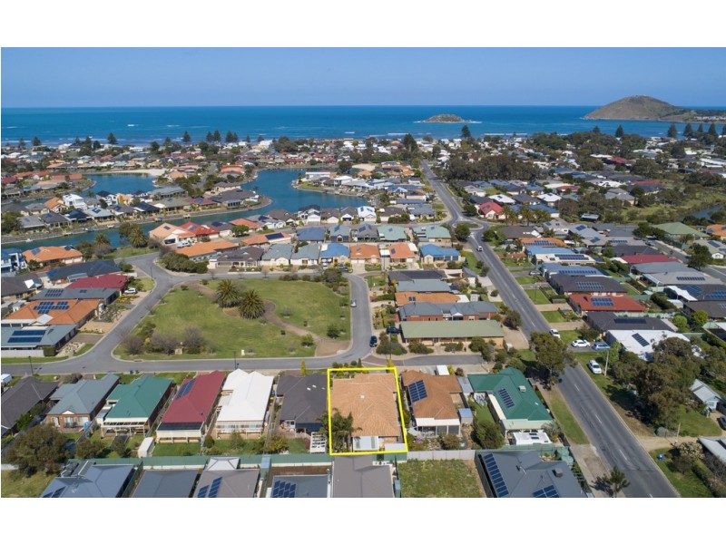 32 CUTTER CIRCUIT, Encounter Bay SA 5211