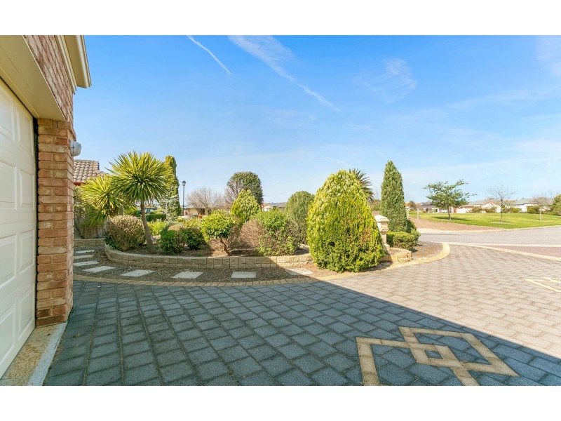 32 CUTTER CIRCUIT, Encounter Bay SA 5211