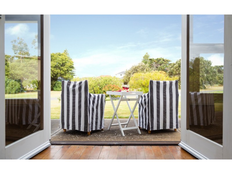 12 ISLAND VIEW CRESCENT, Encounter Bay SA 5211