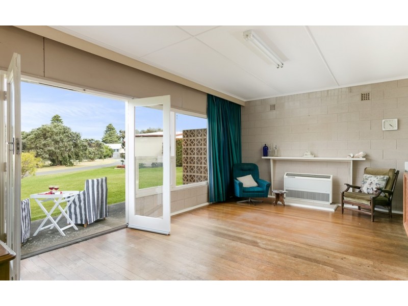 12 ISLAND VIEW CRESCENT, Encounter Bay SA 5211