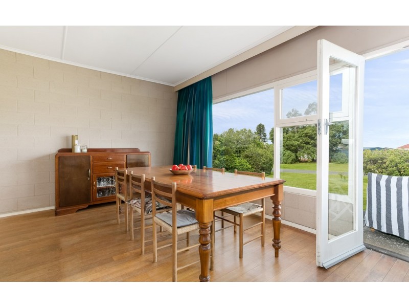 12 ISLAND VIEW CRESCENT, Encounter Bay SA 5211