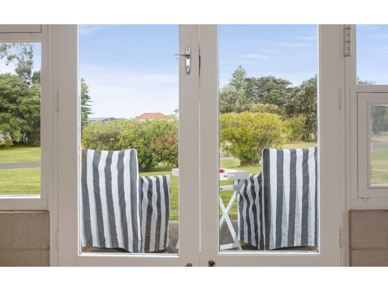 12 ISLAND VIEW CRESCENT, Encounter Bay SA 5211