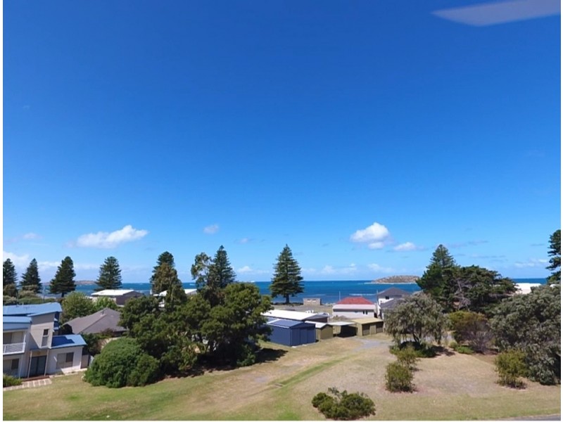 12 ISLAND VIEW CRESCENT, Encounter Bay SA 5211
