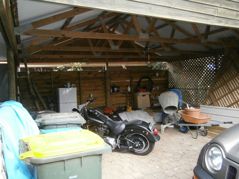 18 Altman Ave, Victor Harbor SA 5211