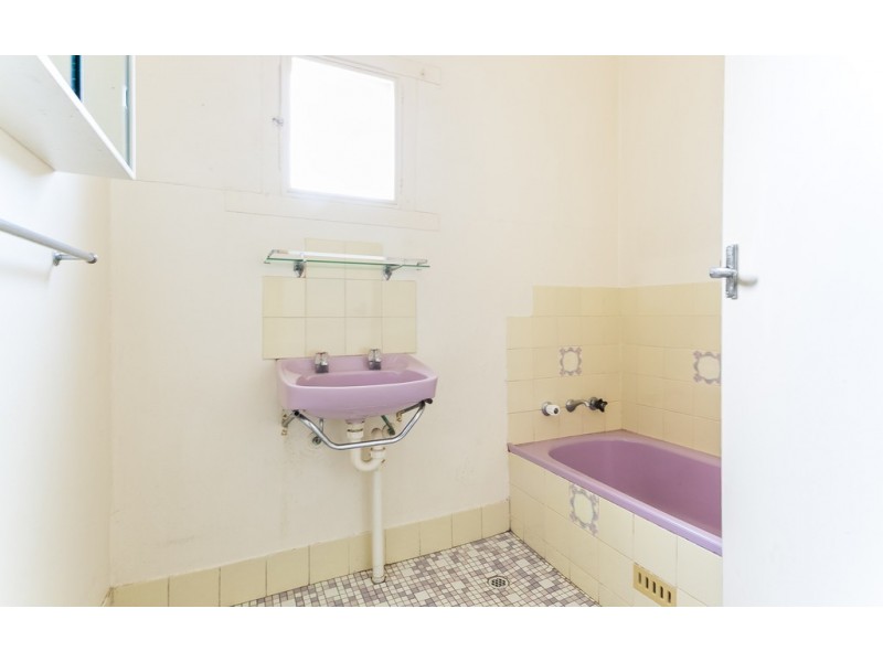 13 GRANTLEY AVENUE, Victor Harbor SA 5211