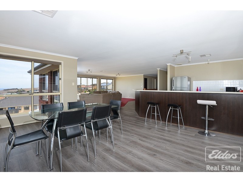 45 Southern Right Crescent, Encounter Bay SA 5211