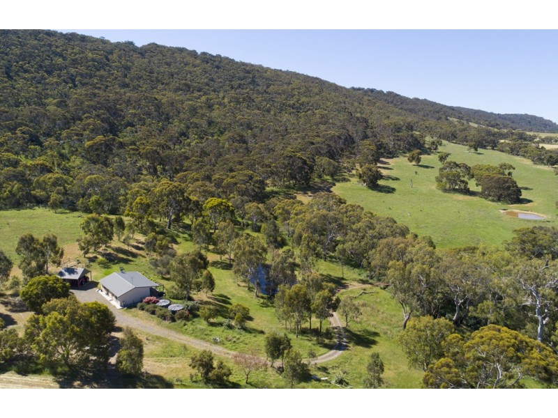 277 Sawpit Rd, Inman Valley SA 5211