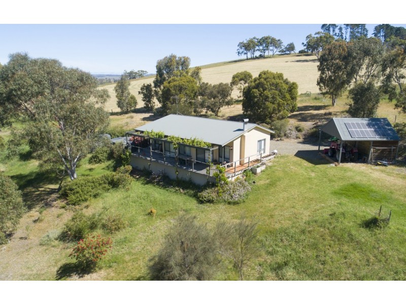 277 Sawpit Rd, Inman Valley SA 5211