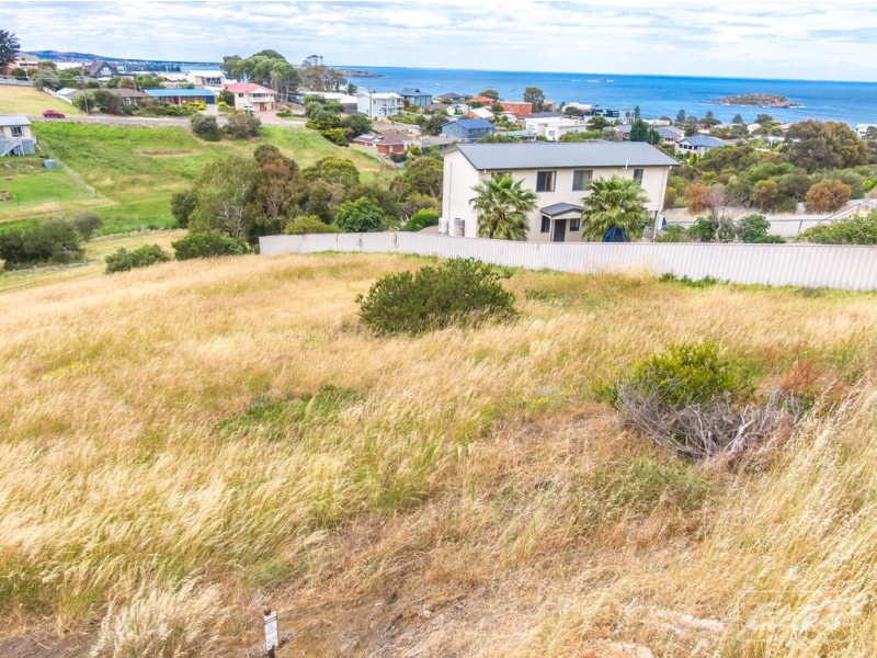 13 THEISENGER COURT, Encounter Bay SA 5211