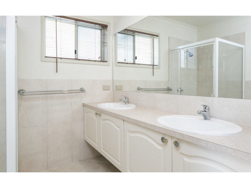 7 ROBB STREET, Encounter Bay SA 5211