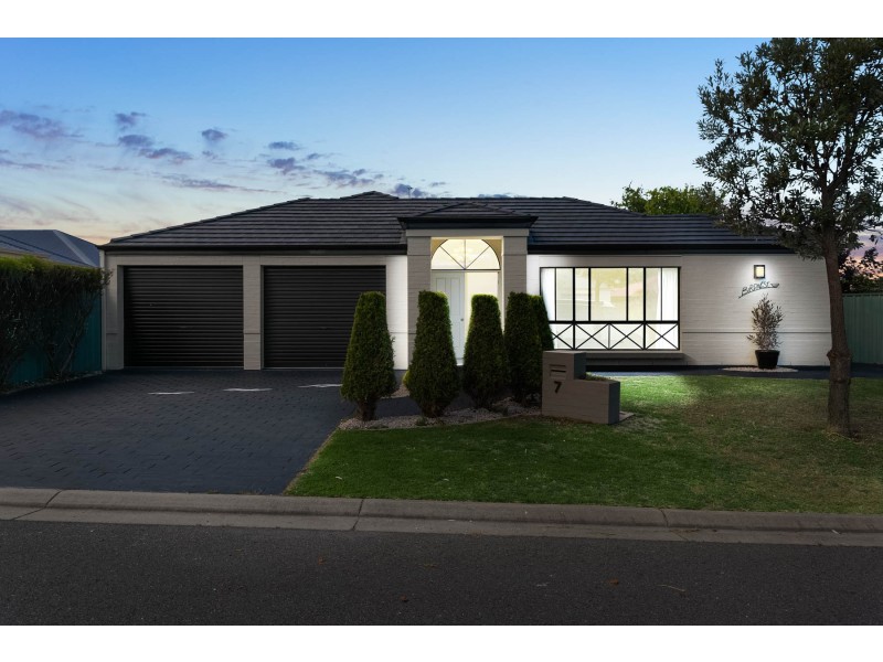 7 ROBB STREET, Encounter Bay SA 5211