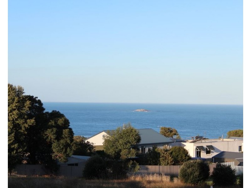 10 White Close, Encounter Bay SA 5211