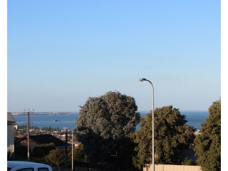 10 White Close, Encounter Bay SA 5211