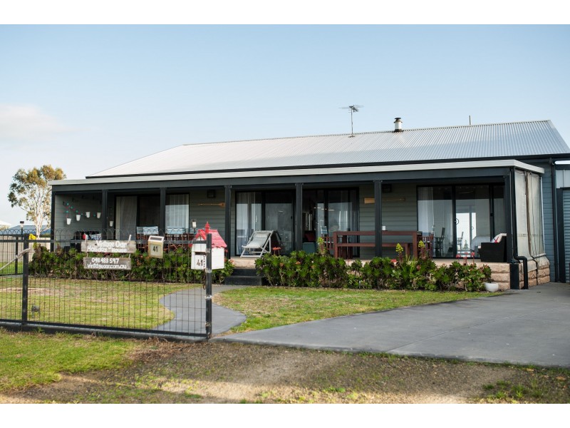 41 Lake Road, Milang SA 5256