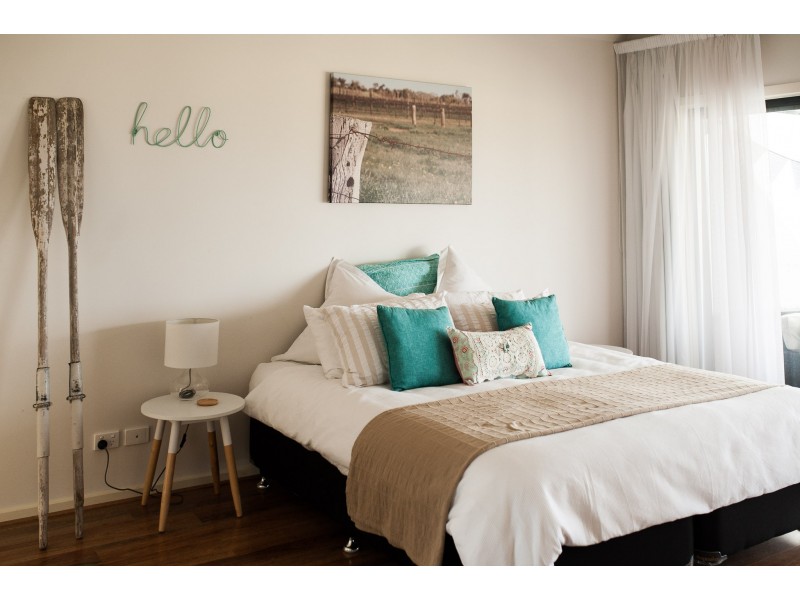 41 Lake Road, Milang SA 5256