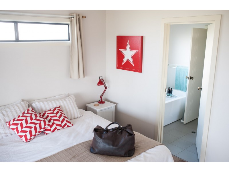 41 Lake Road, Milang SA 5256