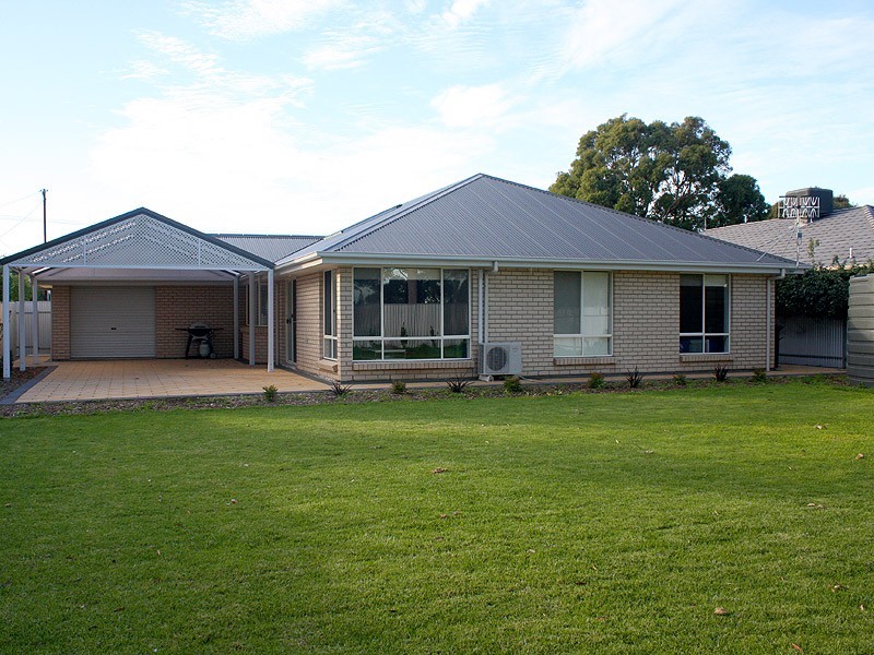 9 Dinan Road, Mccracken SA 5211