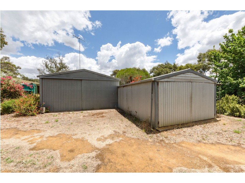 25 MANSE ROAD, Strathalbyn SA 5255