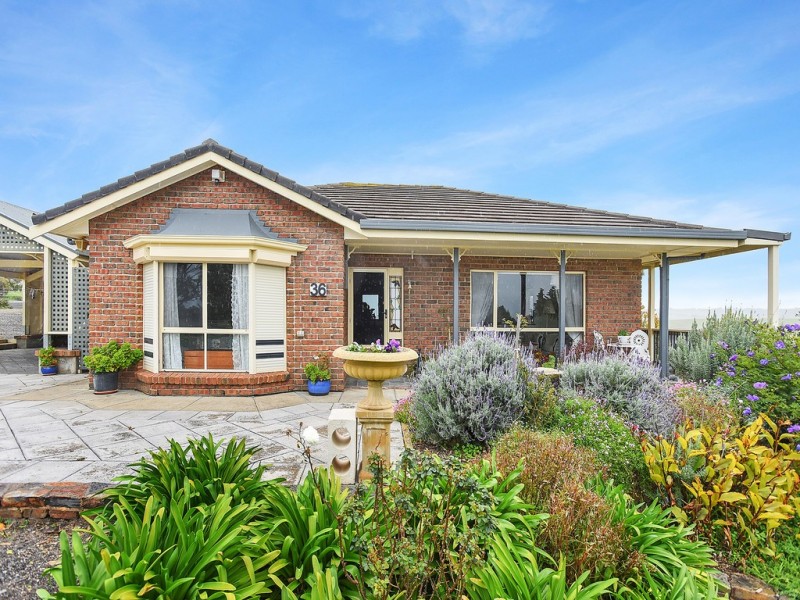 36 Tjilbruke Drive, Encounter Bay SA 5211