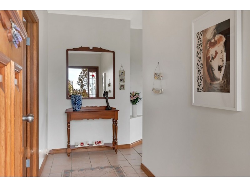 36 Tjilbruke Drive, Encounter Bay SA 5211