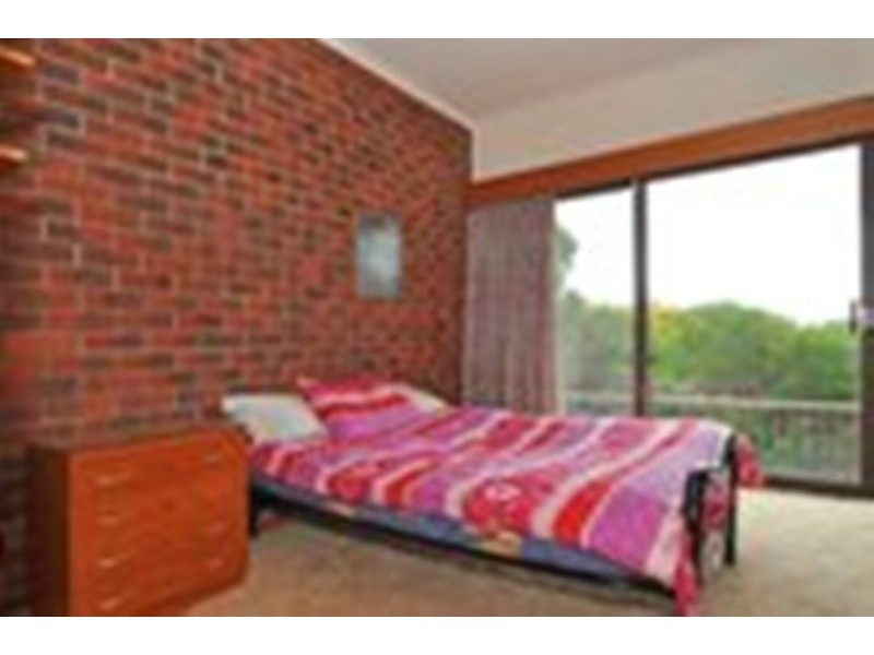 9 Hart Avenue, Encounter Bay SA 5211