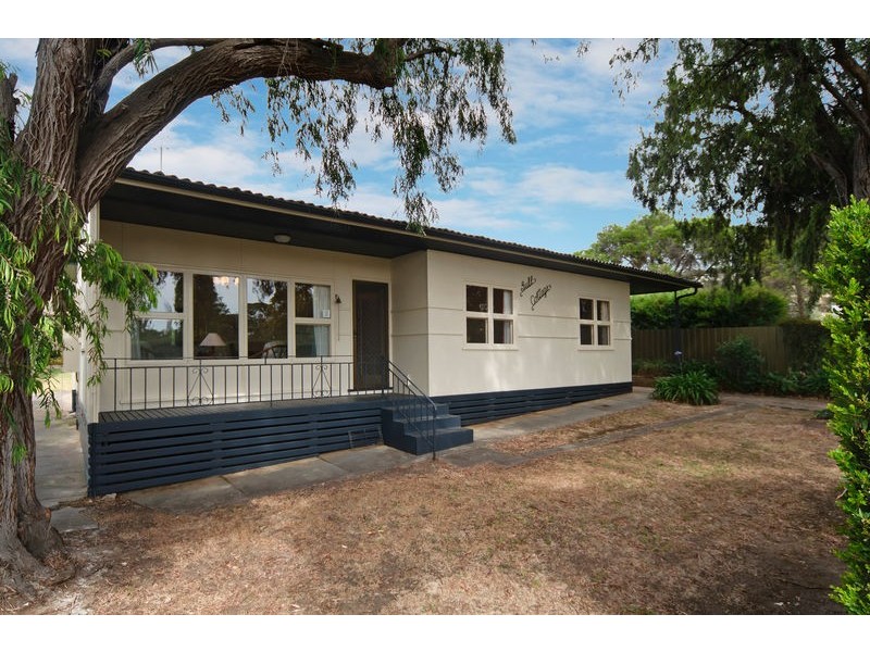 19 Whalers Rd, Encounter Bay SA 5211