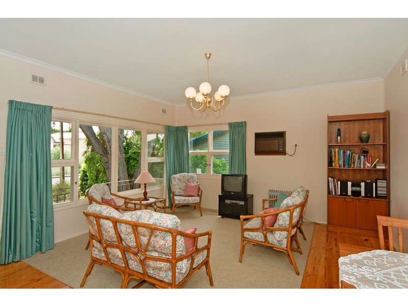 19 Whalers Rd, Encounter Bay SA 5211