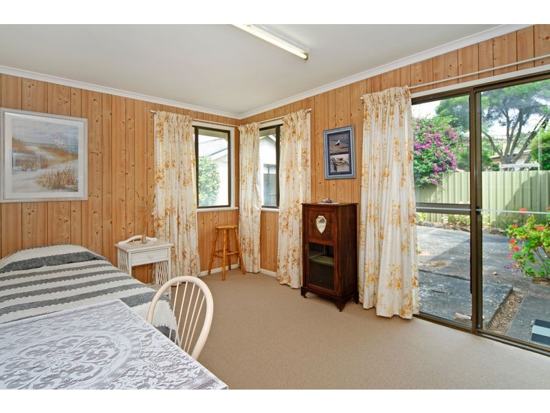 19 Whalers Rd, Encounter Bay SA 5211