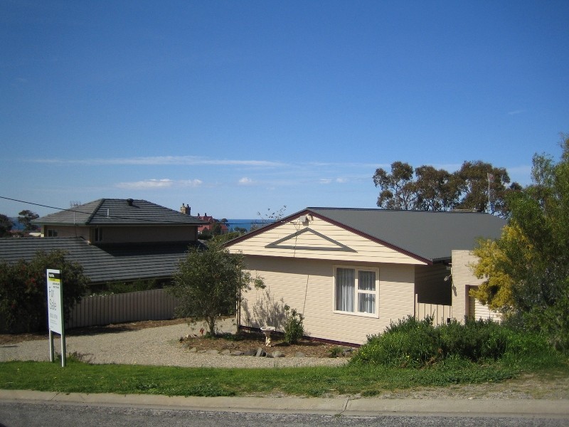 12 Ozone St, Victor Harbor SA 5211