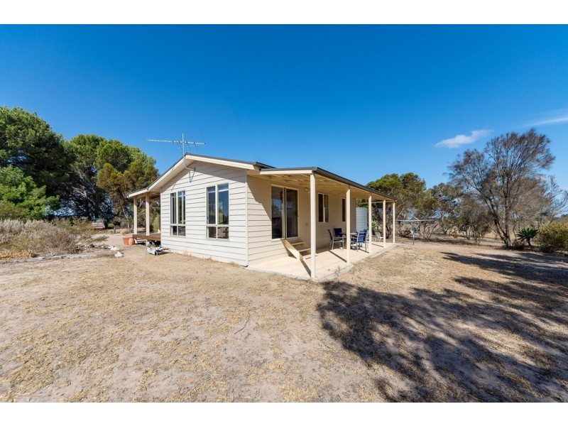 83 Dunn Road, Finniss SA 5255