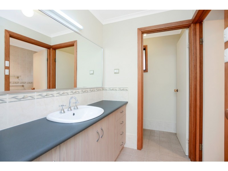 25 Sutherland Avenue, Hayborough SA 5211