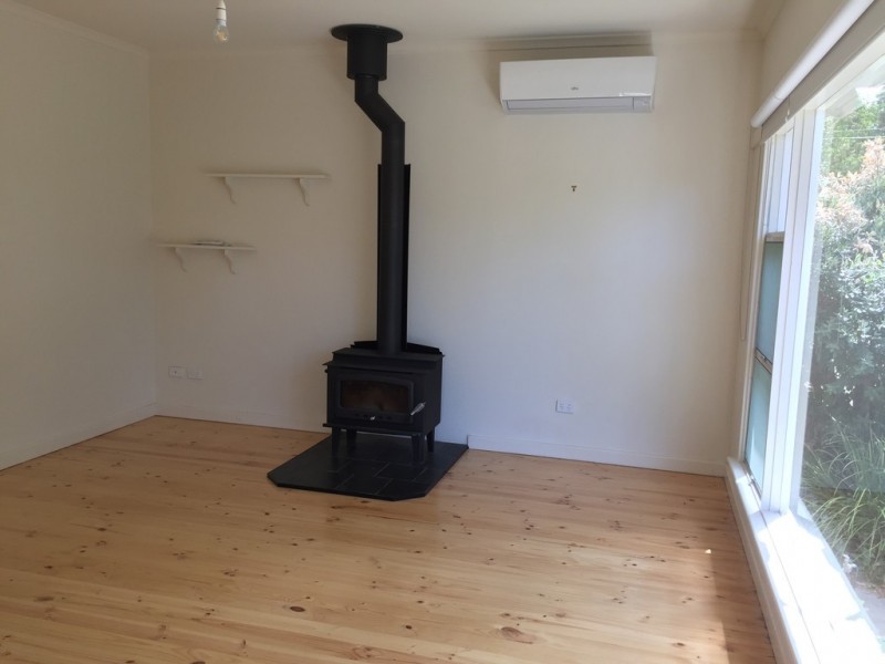 9 GUM AVENUE, Victor Harbor SA 5211