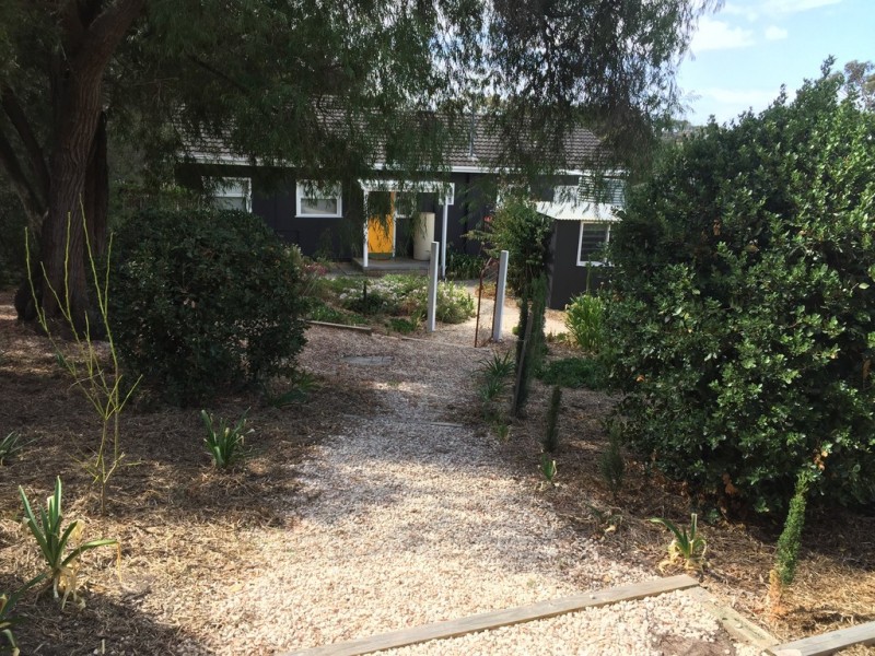 9 GUM AVENUE, Victor Harbor SA 5211