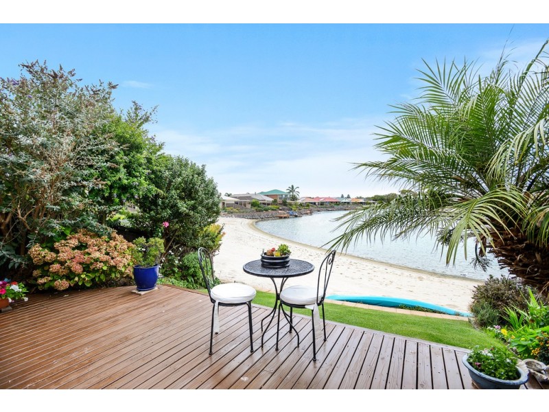 49 Matthew Flinders Drive, Encounter Bay SA 5211
