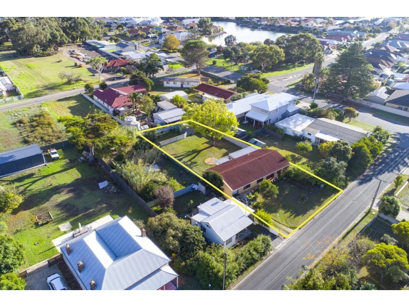5 Russell Street, Encounter Bay SA 5211