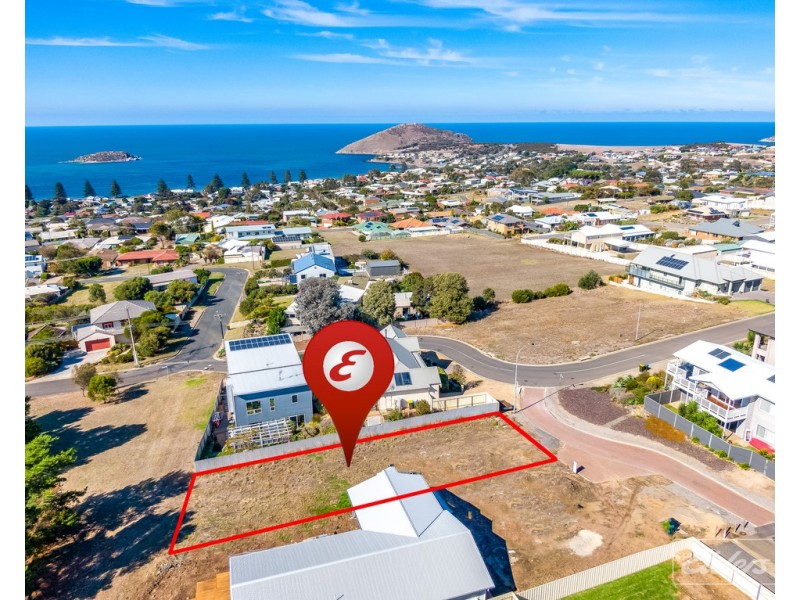 5 NEIGHBOUR STREET, Encounter Bay SA 5211